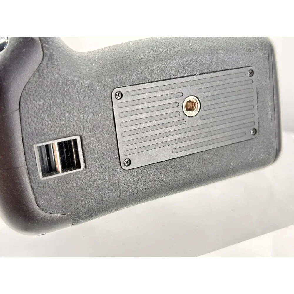 Battery Grip For Canon EOS 6D Model: XTCG6D Battery Combo (B-2)